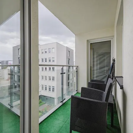 Apartment Warta River Essential By Bookinghost Poznan